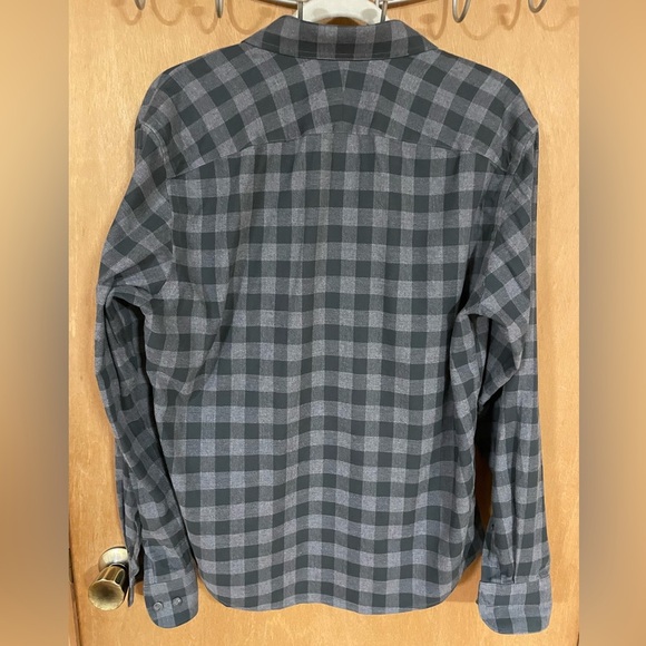 UNTUCK IT-Grey and black gingham medium wrinkle free button down - Picture 2 of 3